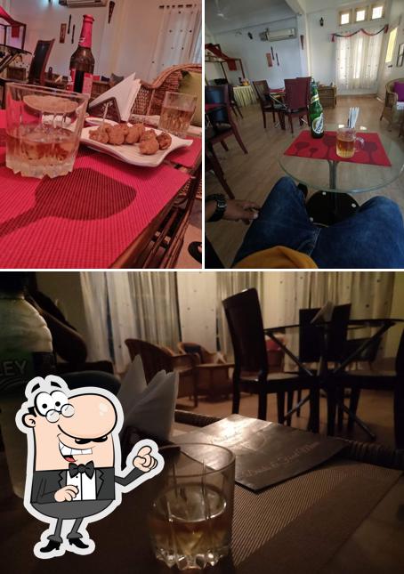 Among different things one can find interior and beverage at Prashanti Bar cum Restaurant
