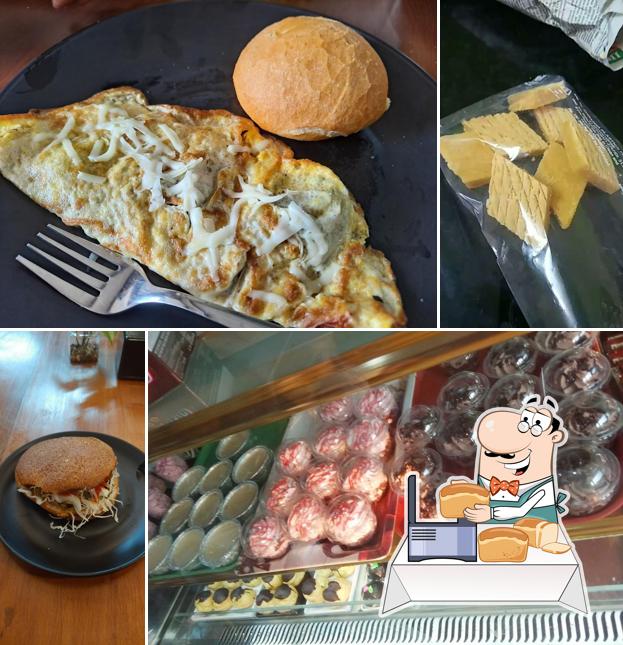 Garlic bread at St. Ana Bakery