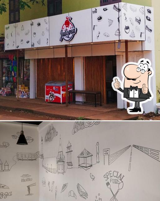 Look at the image of Cafe Jutopia