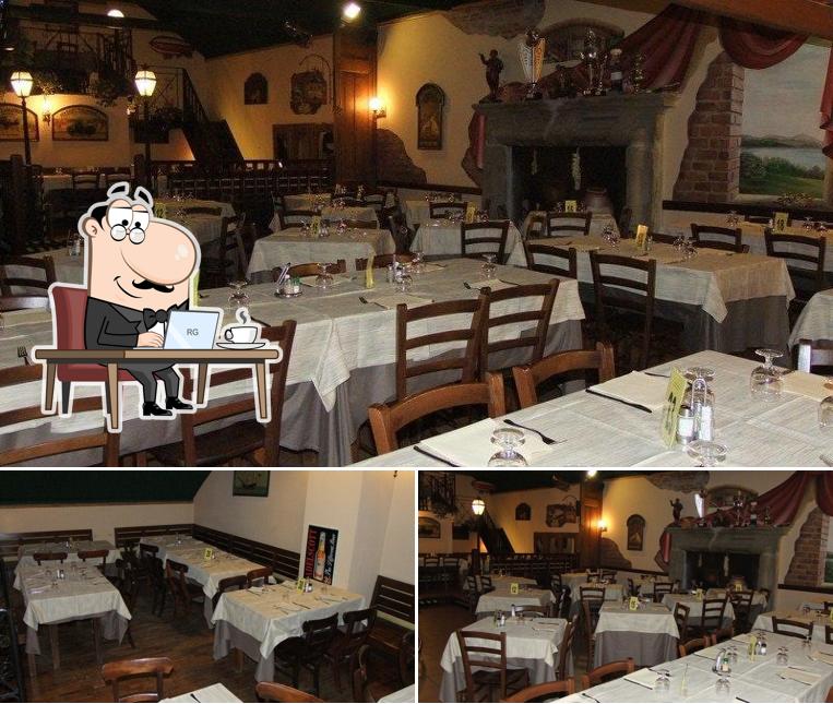 Siediti a un tavolo di Pizzeria Vecchio Ottocento