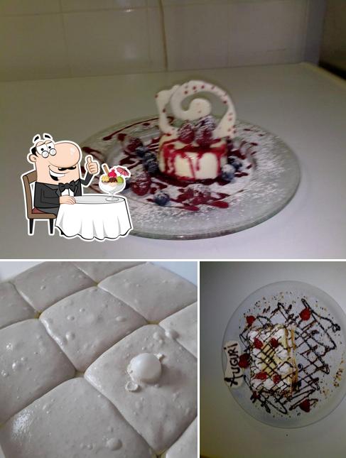 Tatum Hosteria - Pizzeria - Farinata offre un'ampia varietà di dolci