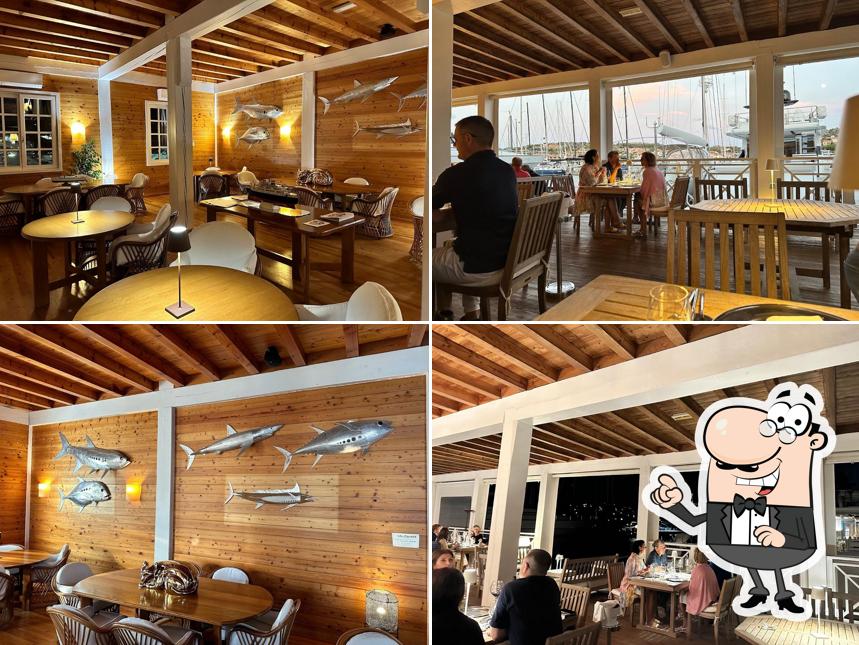 Gli interni di Fino Yacht Club Restaurant