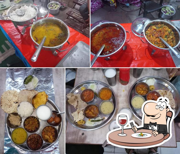 Food at Suratwala bhojanalaya