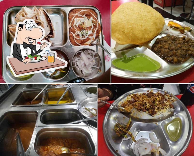 Food at MP-09 Delhi Zayka