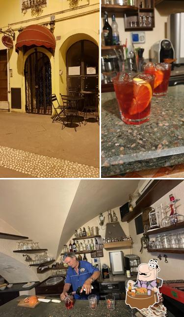 Puoi prenderti un rinfrescante bicchiere di birra chiara o scura