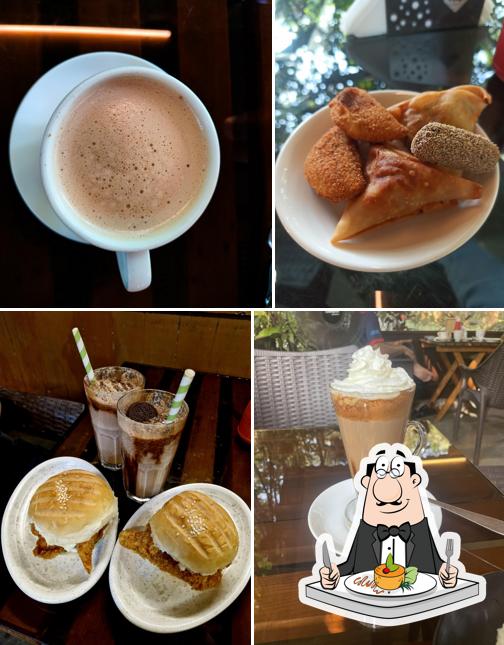 Food at NIK NETS CAFE