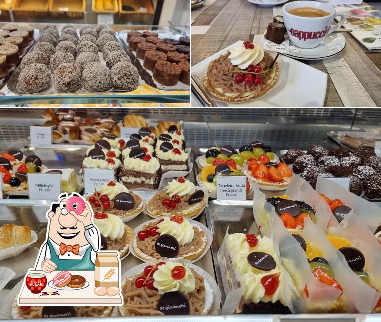 De Giovanetti Renzo e Rosanna serve un'ampia selezione di dessert