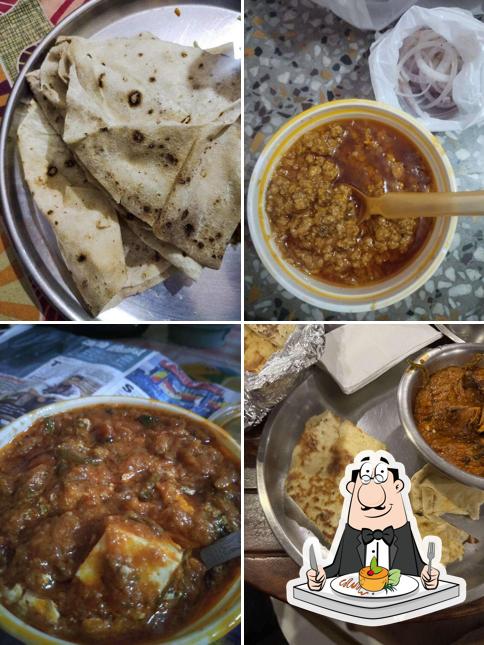Food at Salim's Mughlai