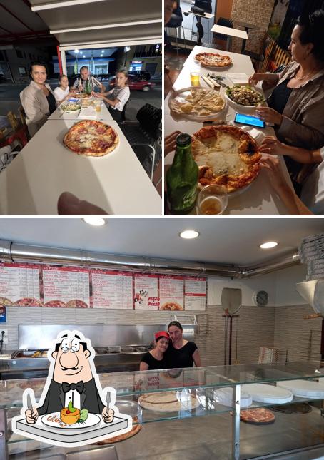 La immagine di cibo e interni da Pizza e Pizza