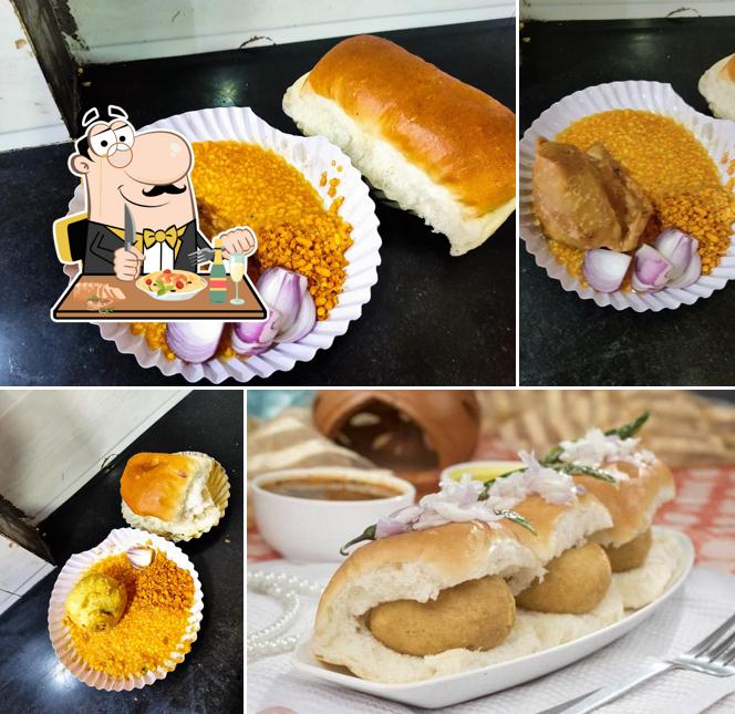 Food at Amrit Ganga Refreshments