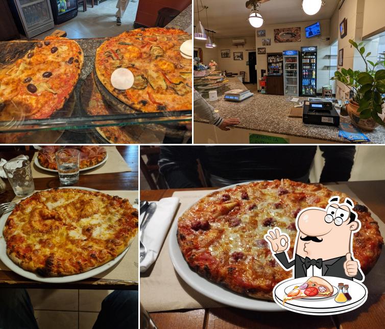 Ordina tra le svariate varianti di pizza
