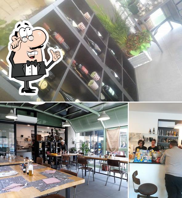 Siediti a un tavolo di La Refezione Bar