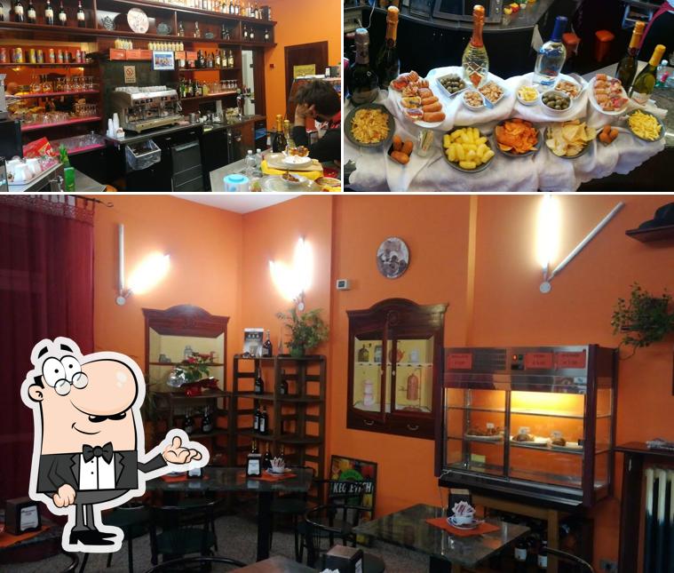 La interni e cibo del ristorante
