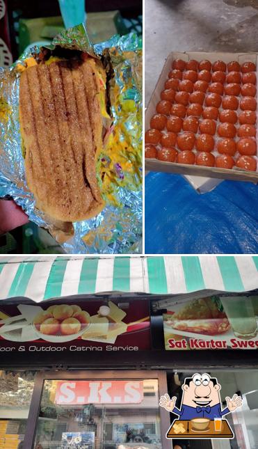 Meals at SatKartar Refreshment