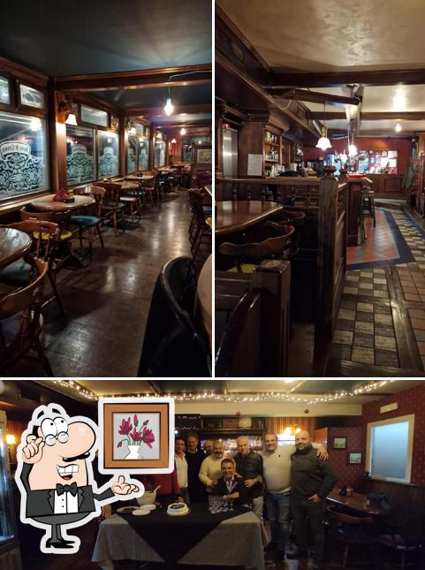 Dai un'occhiata agli interni di Rose & Crown Pub San Sebastiano