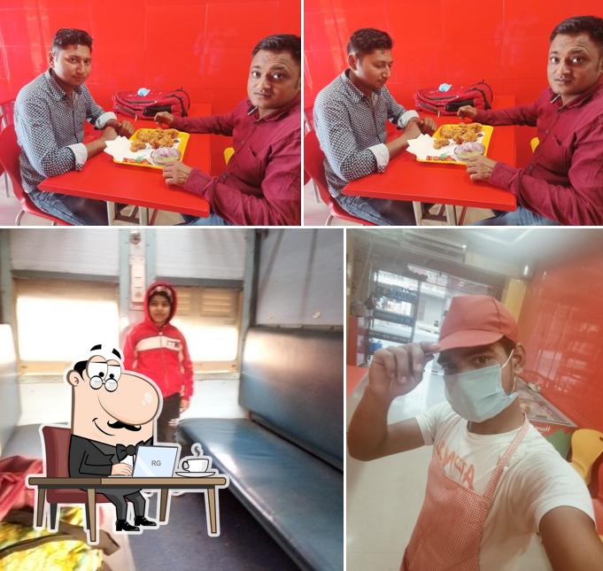 Check out how INDIAN PIZZA looks inside