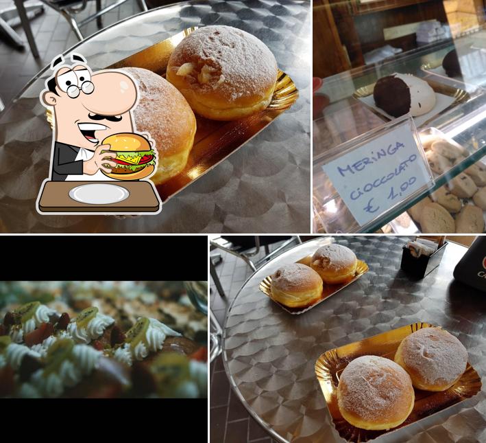 Ordina un hamburger a Pasticceria Filiberti