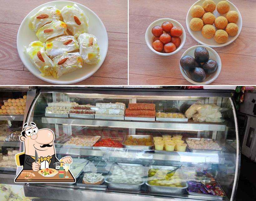 Food at Rajan Namkeen Mishthan Bhandar