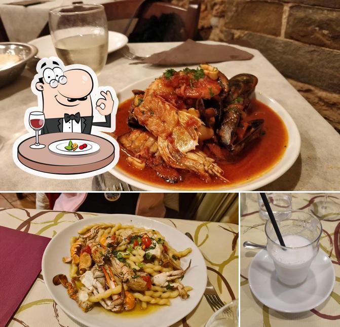 La Vecchia Venezia si caratterizza per la cibo e bevanda