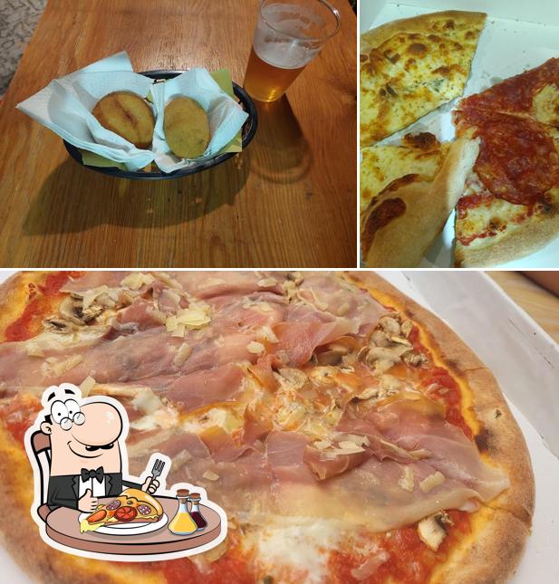Scegli una pizza a Pizzeria da Mario