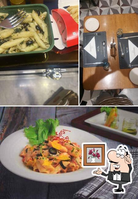 The picture of Core The Coffee Shop’s interior and food