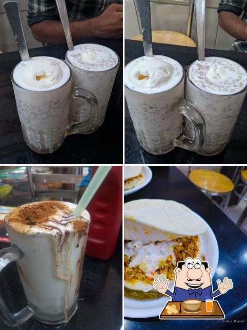 Clam chowder at Famous Bakery