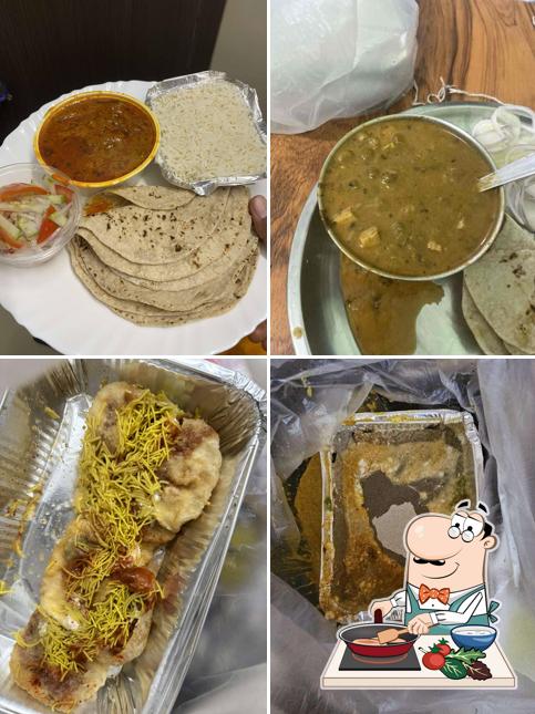 Chicken curry at Masaledar Tiffin Centre