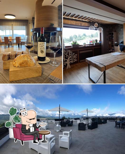 Siediti a un tavolo di Ristorante Santa Lucia