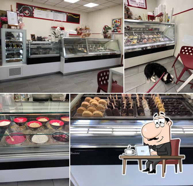 Siediti a un tavolo di Gelateria Il Muretto