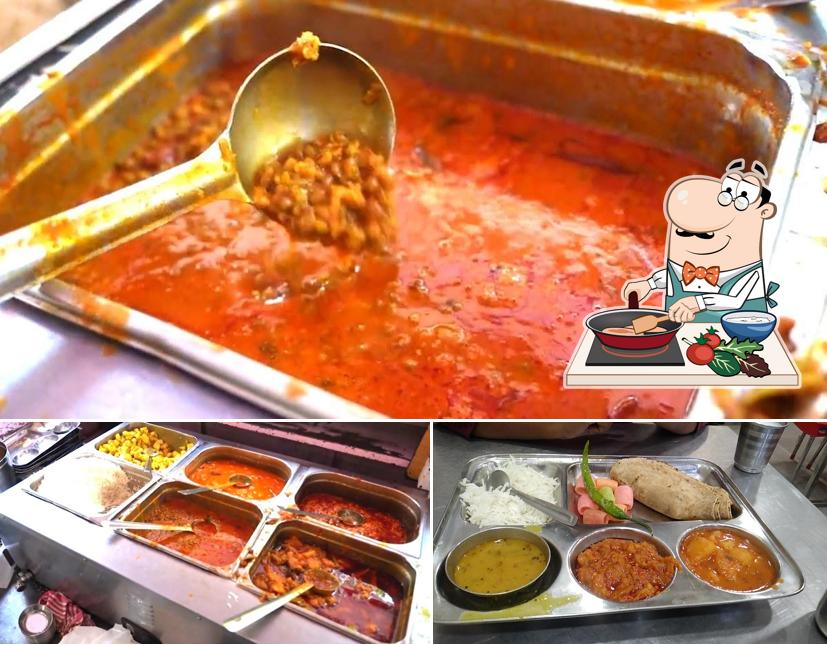 Chicken curry at Navdurga Krupa Loj