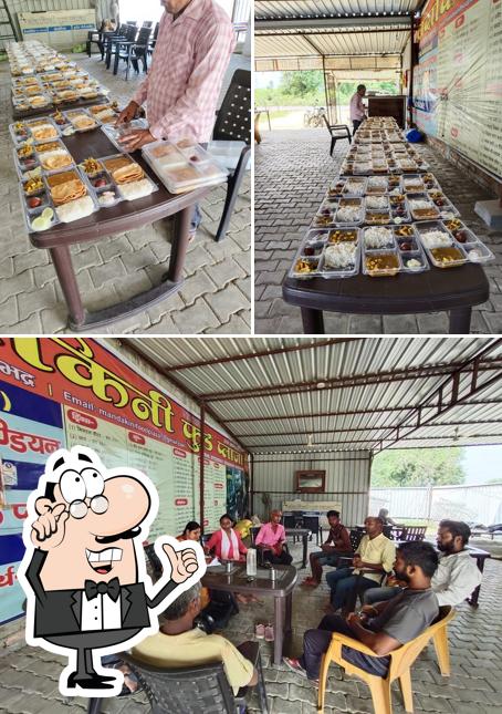 The image of Mandakini Food Plaza’s interior and food