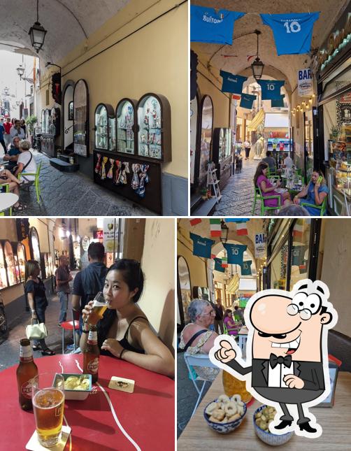Dai un'occhiata agli interni di Bar Daniele