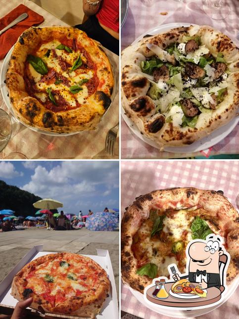 Scegli una pizza a Taverna Pithecusana