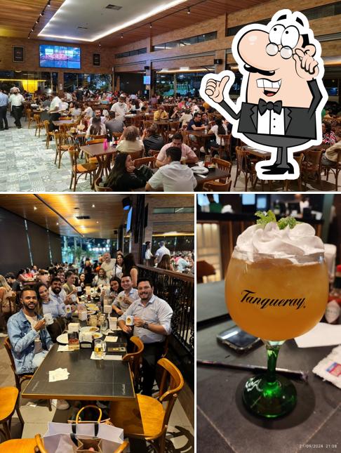 O interior do Garibaldi Bar & Restaurante