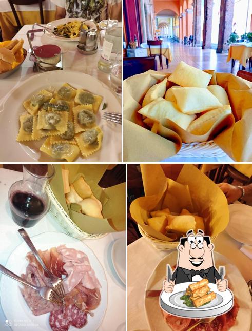 Involtini primavera al Trattoria Tre Spade