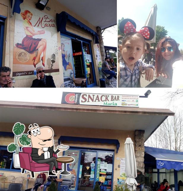 Gli interni di Bar Maria