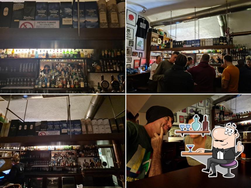 Gli interni di Pub Il Gatto Nero