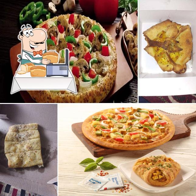 Garlic bread at Domino's Pizza Poker arcade, Nashik