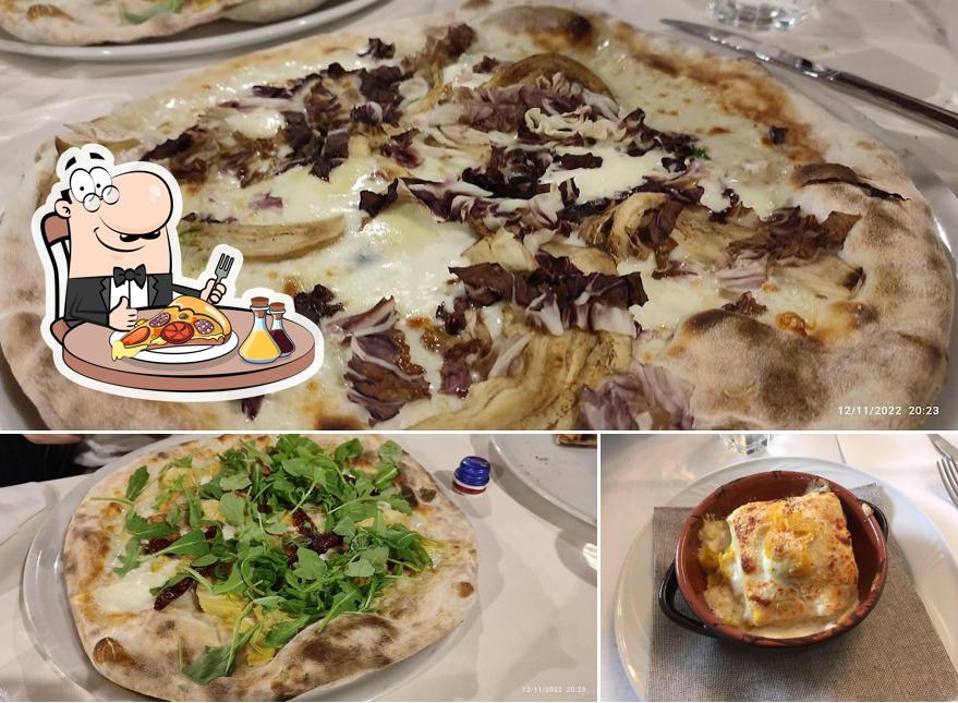 Scegli una pizza a La Piedigrotta