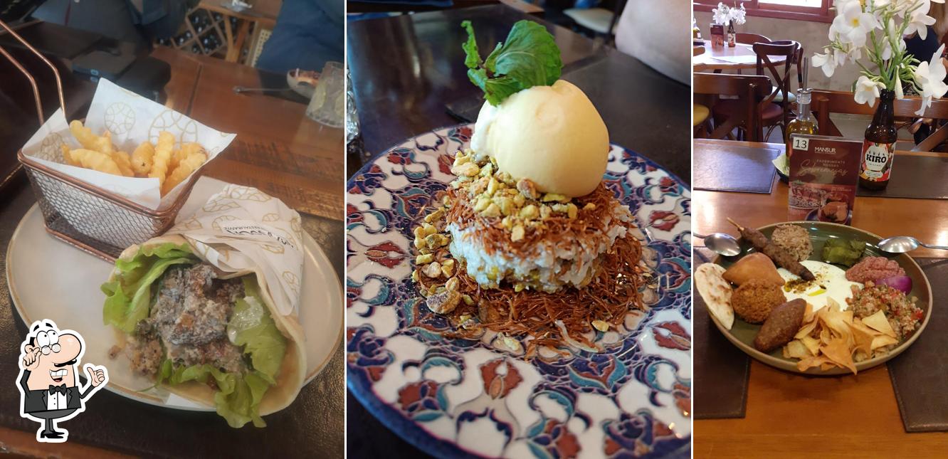 O interior do Mansur - Empório e Restaurante Árabe