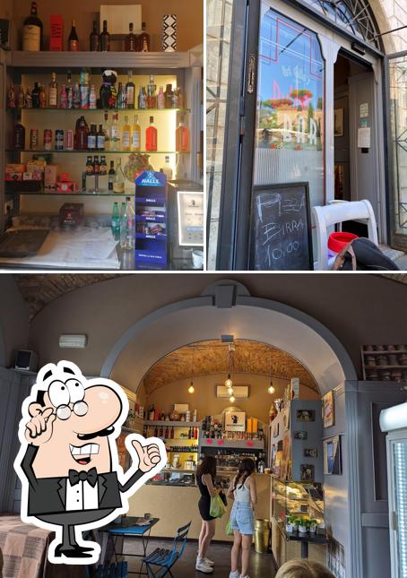 Gli interni di ART GALLERY CAFFÈ