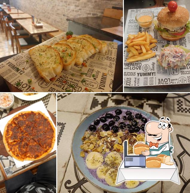 Garlic bread at Chai Culture Cafe & Eatery