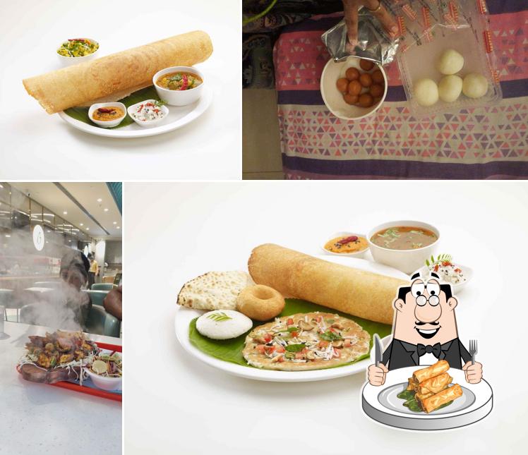 Spring rolls at Bikanervala