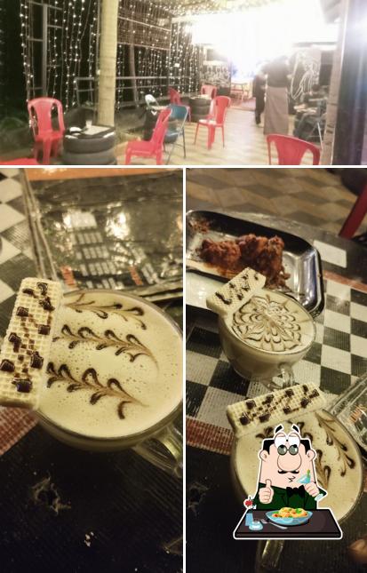This is the photo showing food and interior at OLD SCHOOL TEA KOOTHATTUKULAM
