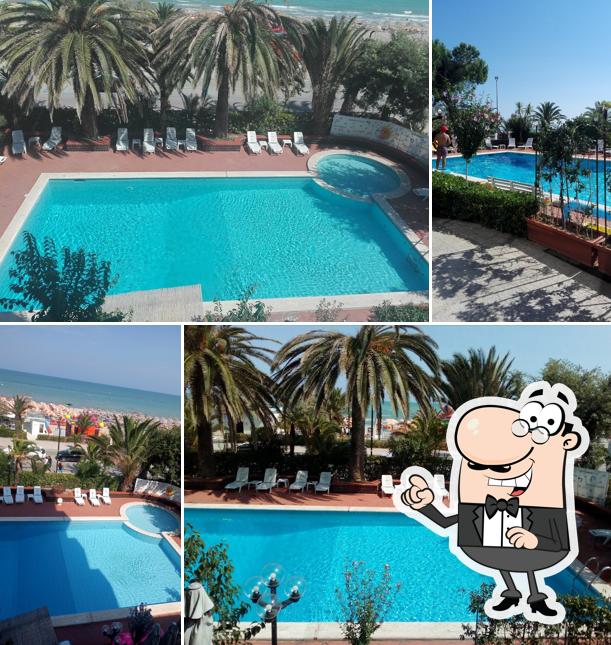 Guarda la parte esterna di Hotel Haway