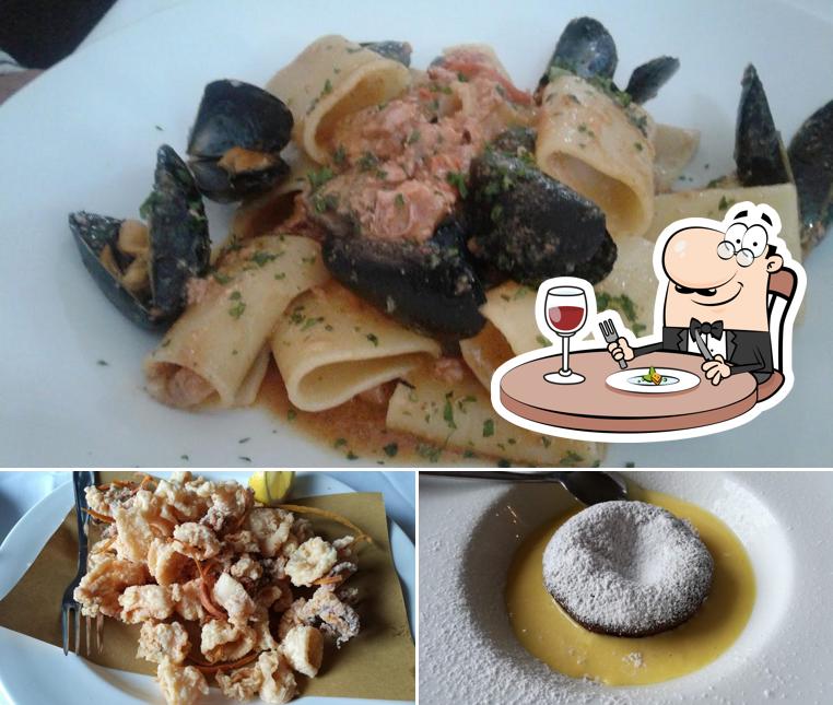 Platti al ristorante i savoia