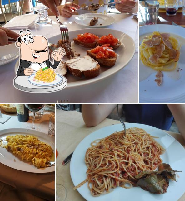 Spaghetti alla carbonara al Trattoria Canapone da Pablo