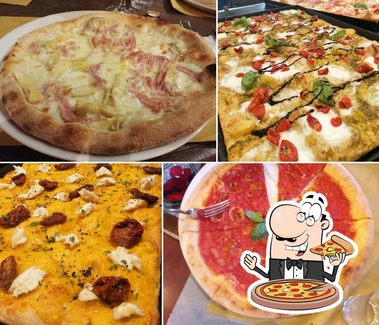 Ordina una pizza a Santilli Gran Caffè Tabacchi PLOOM STORE