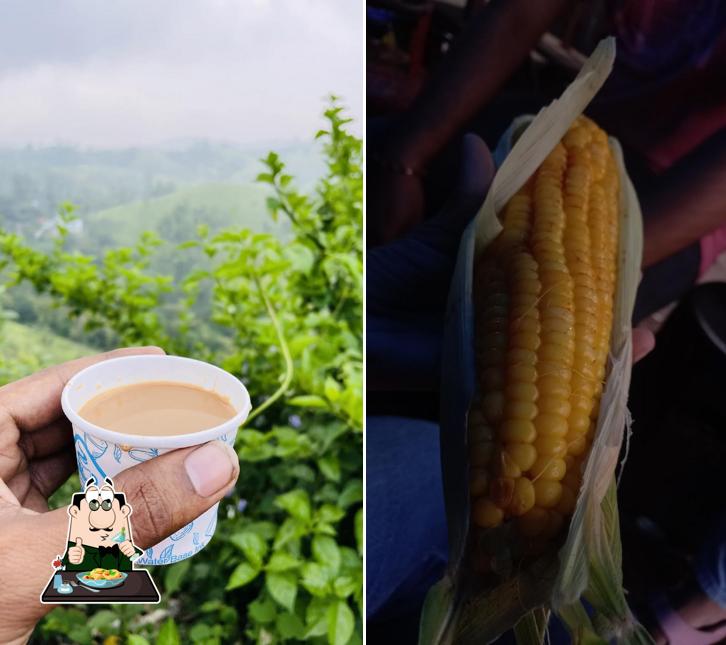 Food at Pakalum Pathiravum Thattukada