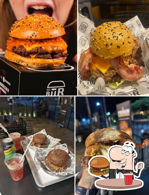 Peça um hambúrguer no Eai Burguer Ilhabela